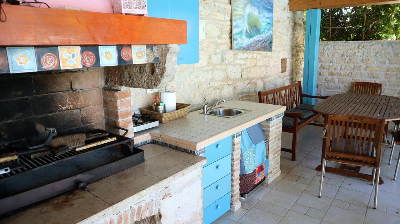 "Art House" Rovinj-Holiday, Holiday Home To Rent Rovinjsko Selo Exterior photo
