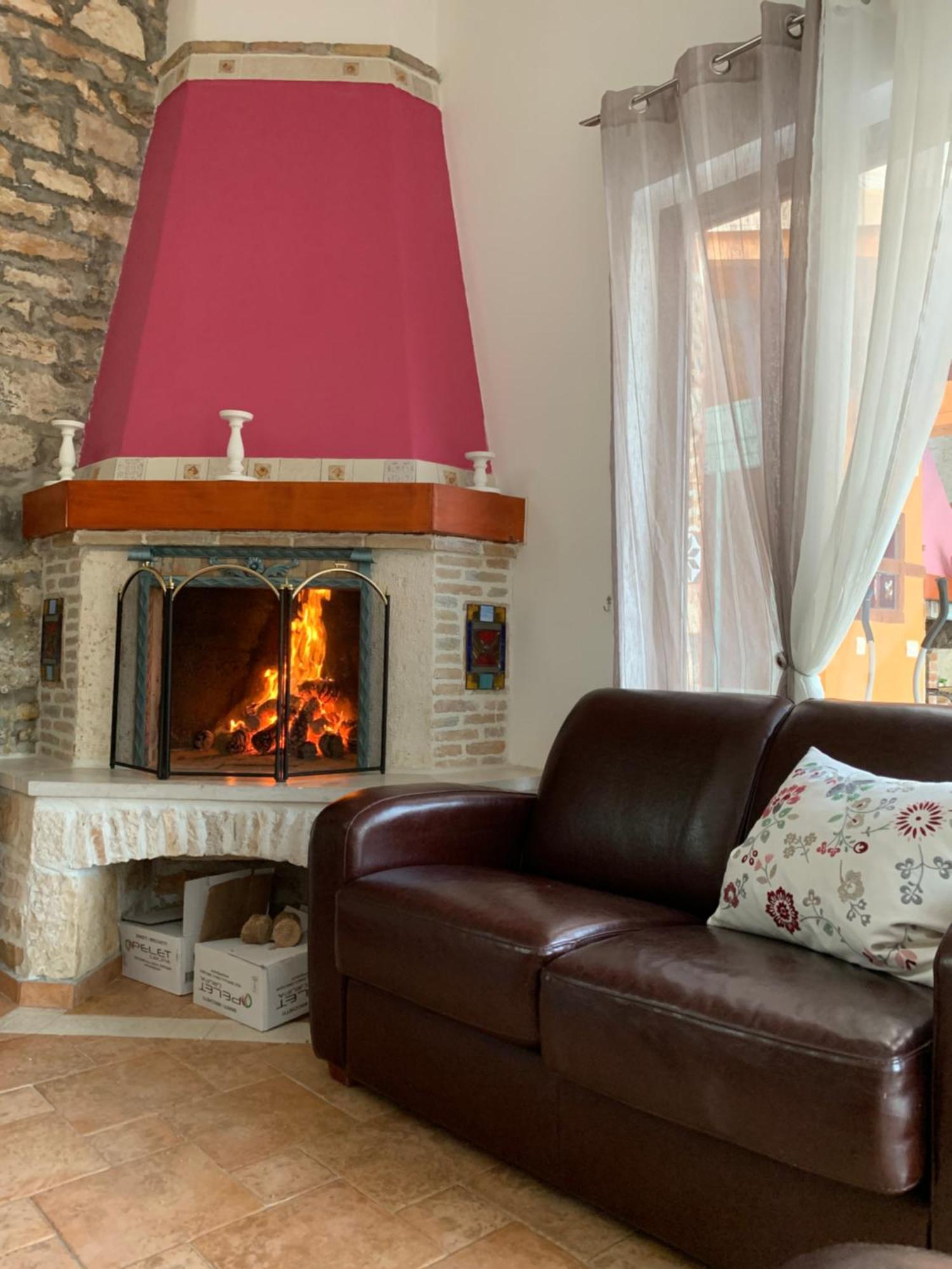 "Art House" Rovinj-Holiday, Holiday Home To Rent Rovinjsko Selo Exterior photo